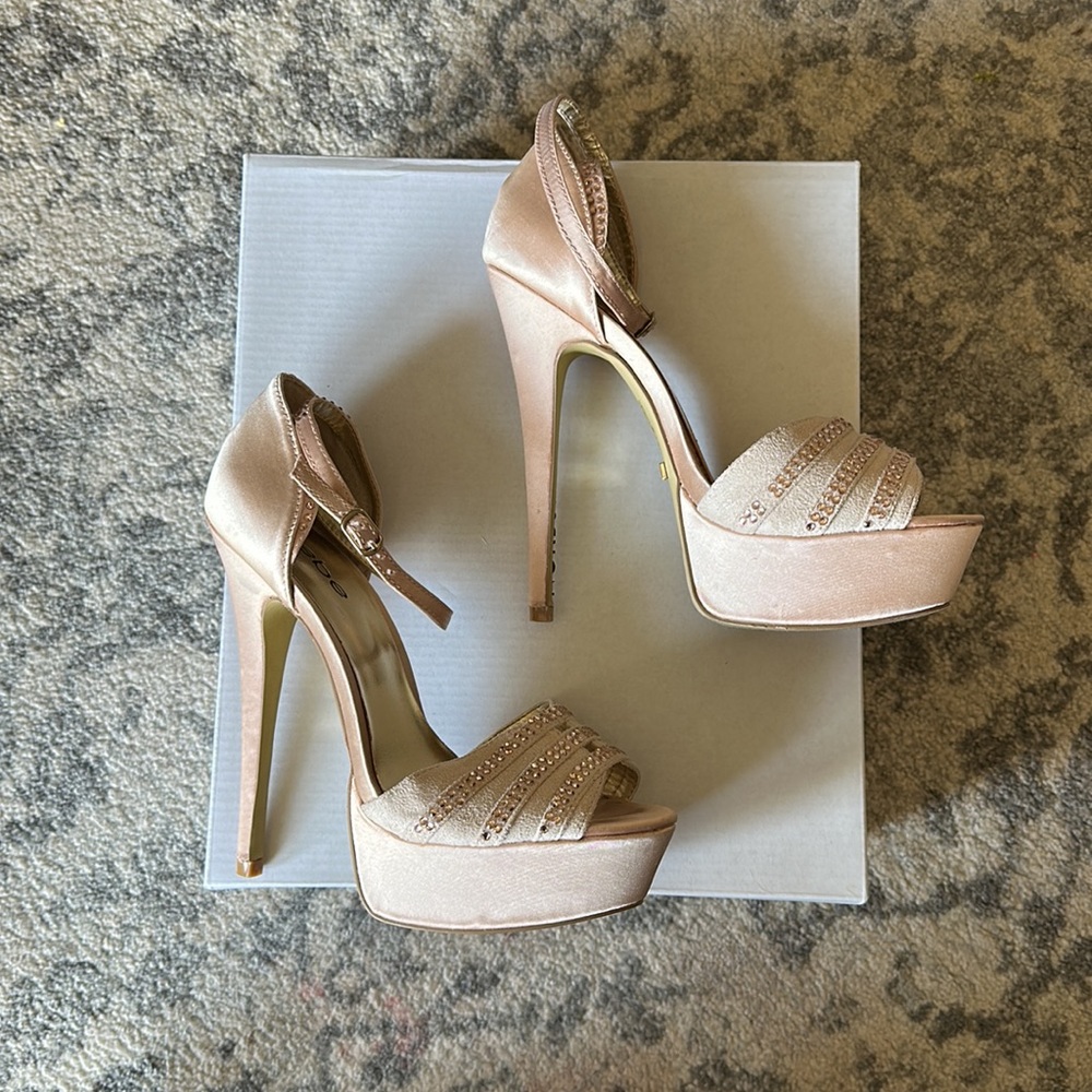 Bebe Platforms - Picture 3 of 7